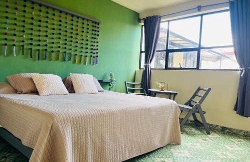 Barrio de Guadalupe Hotel | Casa Nicole San Cris