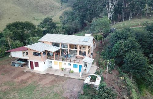Sapucai-Mirim Otro | Casa na Árvore sítio Iananda
