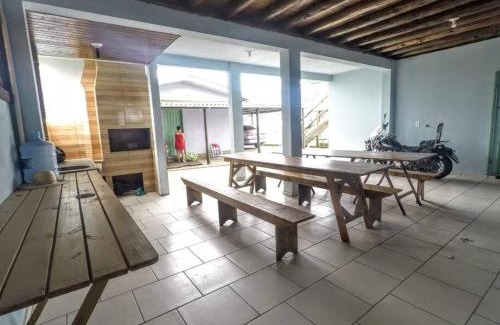 Balneario Arroio do Silva Villa | Casa na Beira Mar - Relaxe sentindo a brisa do Mar a poucos metros do oceano