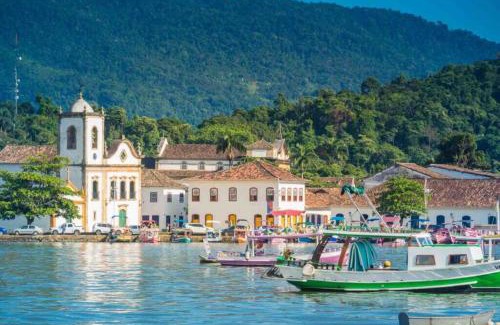 Paraty Casa | Casa na praia em Paraty