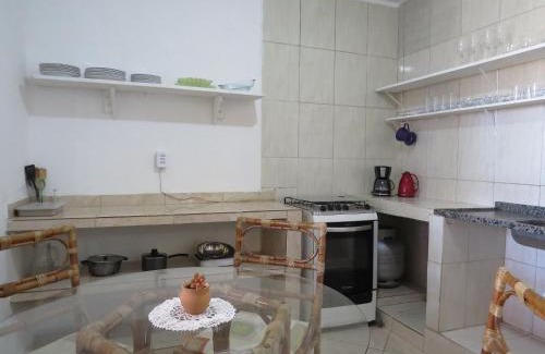 Pontal do Parana Casa | Casa na Rua da Praia com TV e Wi-fi