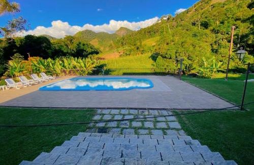 Sao Jose do Ribeirao Casa | Casa na Serra com Cachoeira e Piscina