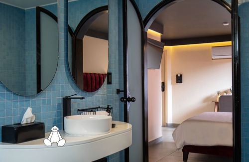 Barrio de La Presa Hotel | Casa Nada Hotel