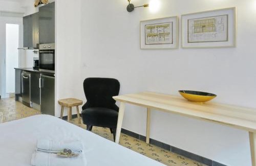 Collblanc y La Torrassa Apartamento | Casa nanit apt b