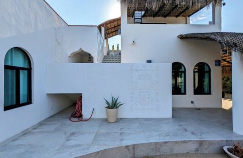 La Ventana Casa | Casa Nidito: The Magical Nest