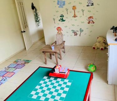 Foz do Iguacu Casa | Casa Nina, com Piscina e Brinquedoteca, Super Próxima das Cataratas e Aeroporto