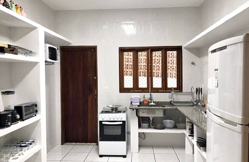 Praia do Partido Casa | Casa Nina - Newly Renovated, Complete and With Beach Decor