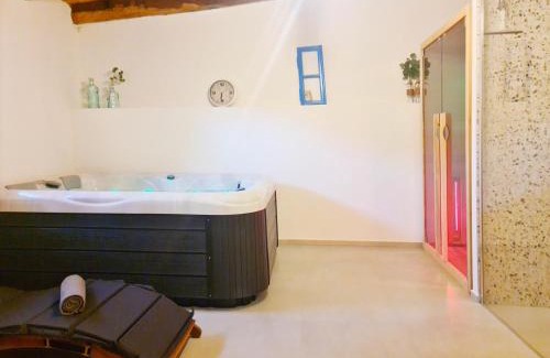 Liznjan Casa | Casa Nini Mer - cozy house with sauna and indoor jacuzzi