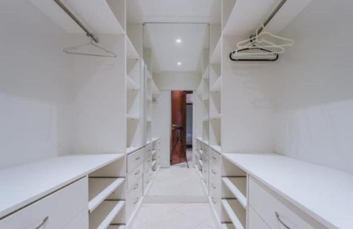 Sahy Apartamento | Casa no condomínio Reserva Ecológica do Sahy