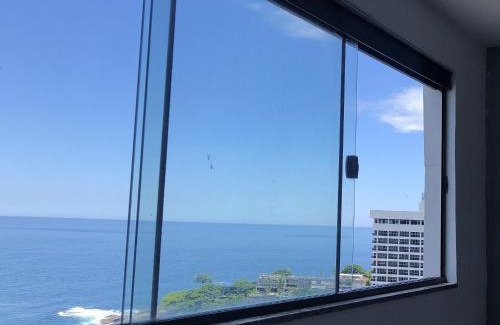 Leblon Casa | Casa no Vidigal com vista incrível para o Mar