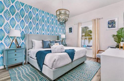 North Hyde Park Casa | Casa Noho in Central Tampa, Hot Tub, Near Hyde Park