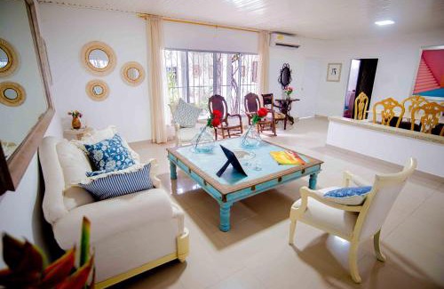 Riohacha Casa | Casa Nora Alojamiento Entero, 4 Habitaciones Capacidad Máxima 9 huéspedes