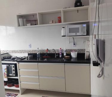 Real Casa | casa nova com ar condicionado e wi-fi ha 4 min do mar