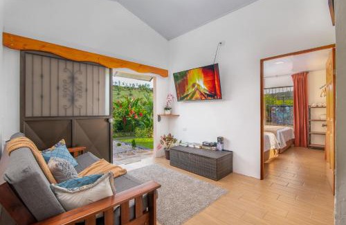 Penas Blancas Casa | Casa Oasis La Fortuna Private Pool AC & WiFi 100 mbps