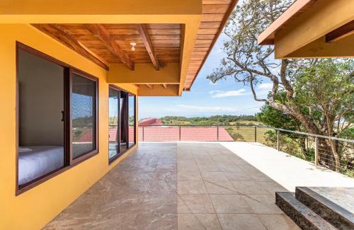 Pacuare Reserve Cabina | Casa Ocaso, vistas espectaculares y jacuzzi para relajarte
