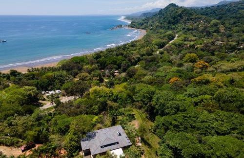 Dominicalito Villa | Casa Ola Vista - by Pura Villas
