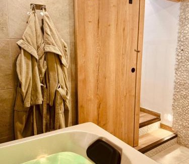 Finestrat Casa | Casa Olivia, Luxurious Village House with Sauna and Jacuzzi