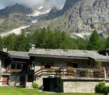 Courmayeur Chalet De Esquí | Casa Ornella - Baita Pra Sec