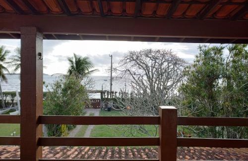 Sao Pedro da Aldeia Casa | Casa pé na areia - 4m da praia!