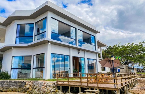 Biguacu Casa | Casa Pé na Areia!