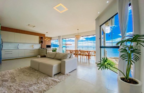 Biguacu Casa | Casa Pé na Areia!