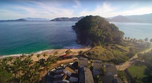 Lazaro Casa | Casa Pé na Areia Condomínio fechado com piscina resort na Sununga - Ubatuba
