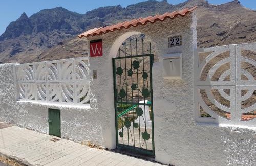 Agaete Casa | Casa Panchita -Maravillosas vistas al mar y montaña