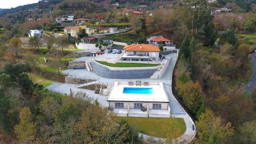 Rio Caldo Apartamento | Casa Panorâmica Gerês by Gerês Casas