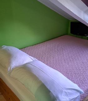 Arcore Apartamento | CASA PAOLA - Stazione 400 Mt - free Wifi