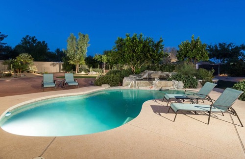 Paradise Valley Village Casa | Casa Paraiso 3 BR by Casago