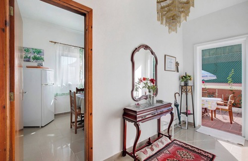 Icod de los Vinos Chalet De Esquí | 'Casa Paseo Mirabal' con vistas al mar, terraza privada y Wi-Fi