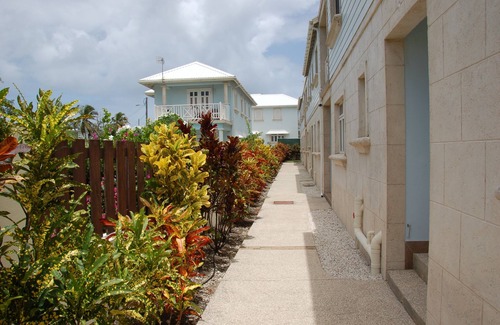 Enterprise Condominio | Casa pachulí una pequeña joya 5 minutos a brisa de la playa de Miami