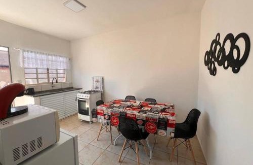 Chacaras Maringa Casa | Casa pequena em Atibaia