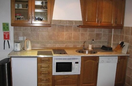 Torla Cabaña | Casa Petirrojo Torla-Ordesa, acogedora casa en 3 plantas con terraza y 2 baños