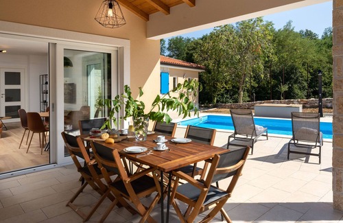 Zupanici Casa | Casa Piano in a calm village enveloped by nature