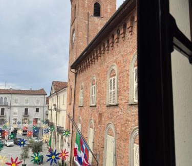Nizza Monferrato Apartamento | Casa Piazza del Campanon