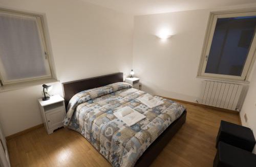 Lovere Old Town Casa | Casa Piazza Del Porto