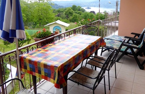 Pettenasco Casa | Casa Piera with private panoramic garden and superb view on Lake Orta