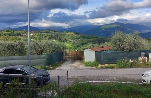 Terni Casa | Casa de vacaciones 'Casa Piggy' con vistas a la montaña, terraza privada y Wi-Fi