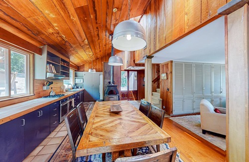 Templeton Casa | Casa Pinostella: Private Woodland Home - Located in Heart of Wine Country