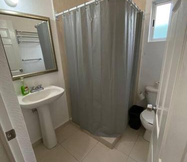 León Apartamento | Casa Pirules- Parque Metropolitano