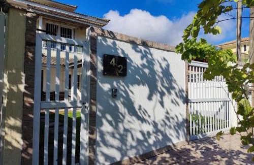 Niteroi Casa | Casa Piscina em Condomínio 5min Praia ITACOATIARA.