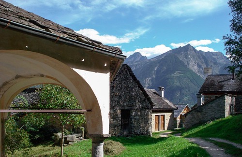 Blenio Casa | Casa Ponto Aquilesco, para Aktivferien und erholsame Auszeiten