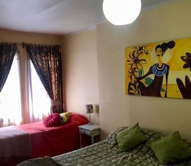 Playa Ancha Casa | Casa porteña en cerro Artilleria
