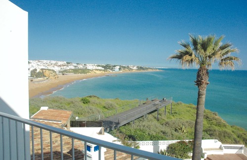 Peneco Beach Casa | Casa Portuguesa- una de Front renovado Pescador Océano Encanto (para 7)