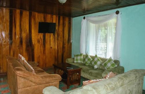 Bijagua Casa | Casa Posada Margarita
