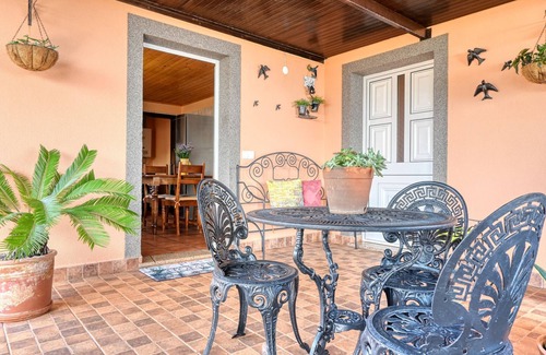 Ponta do Sol Cabaña | Casa Primavera, a Home in Madeira