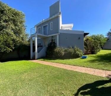 Río Ceballos Casa | Casa Privada para 8 personas con pileta Talar de Mendiolaza