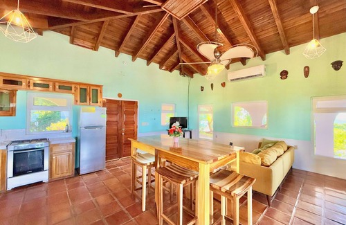 Roatan Casa | ⁠Casa Promesa @ Second Bight Area