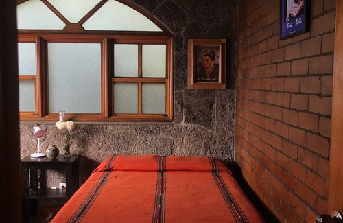 Zona 18 Hotel | Casa Qatzij - Guest House